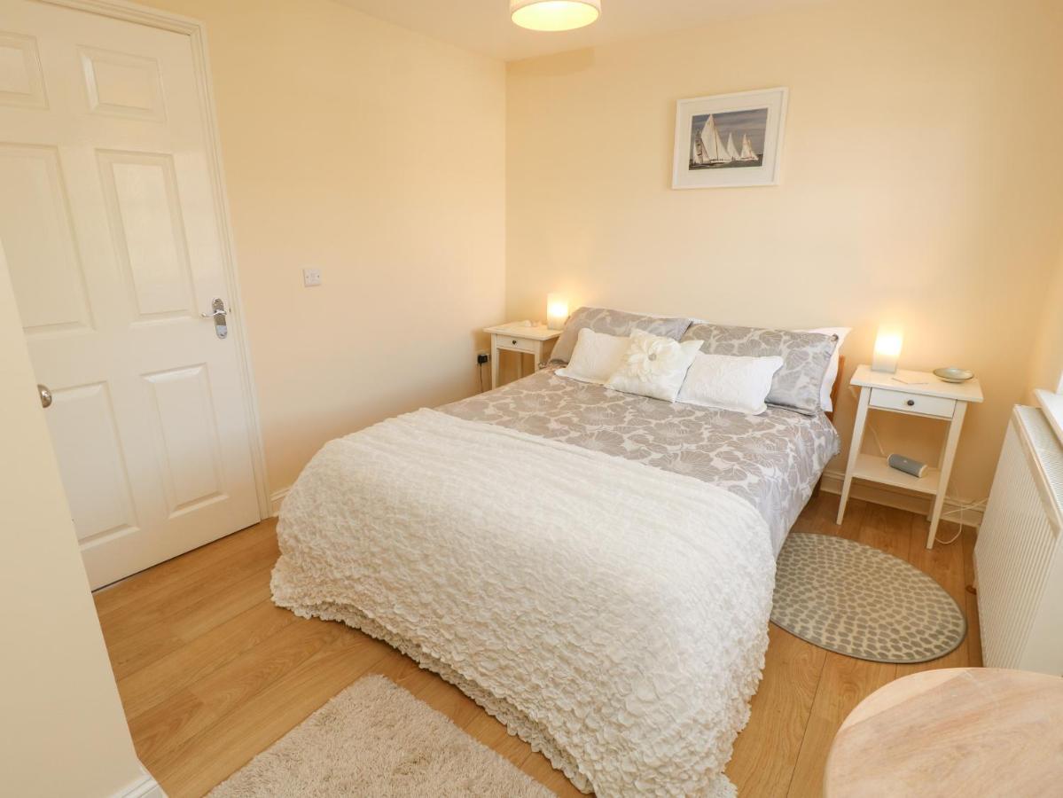 4 The Old Post Office Mews Villa Brading Екстериор снимка
