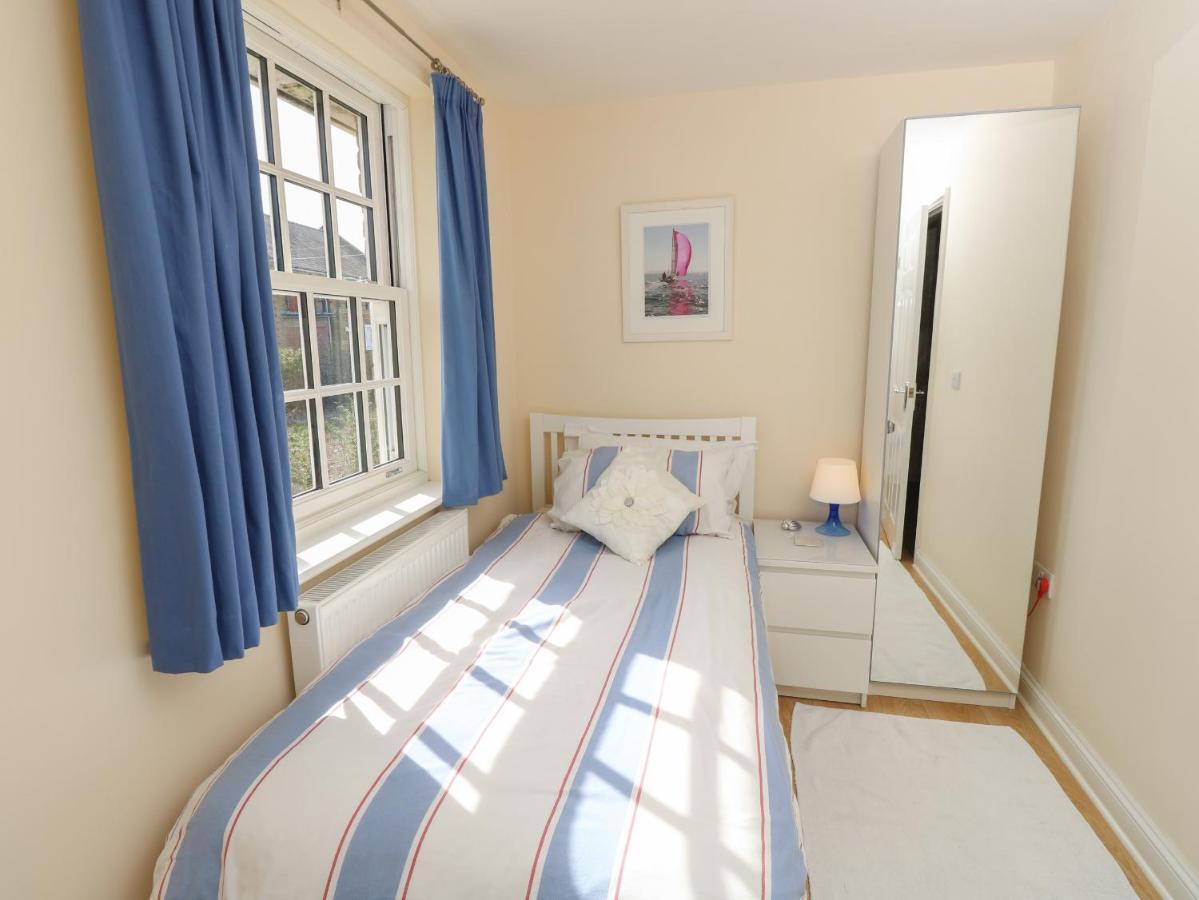 4 The Old Post Office Mews Villa Brading Екстериор снимка